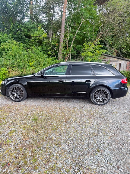 Audi A4 6 of 20