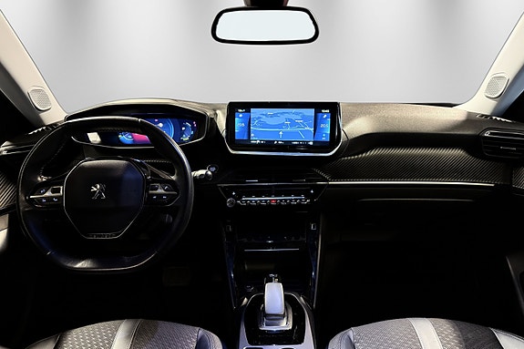 Peugeot e-2008 26 of 30