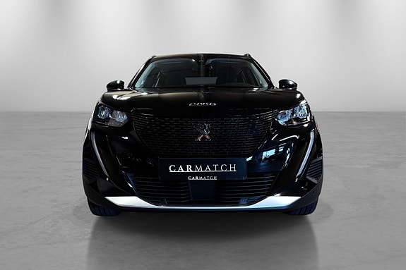 Peugeot e-2008 2 of 30
