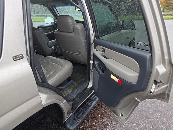 Chevrolet Tahoe 15 of 26