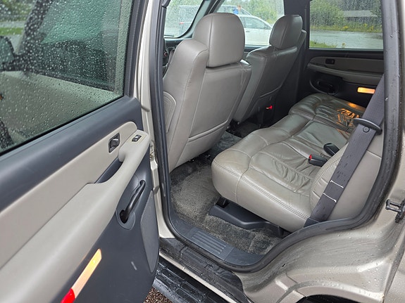 Chevrolet Tahoe 12 of 26