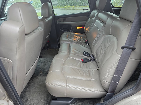Chevrolet Tahoe 13 of 26