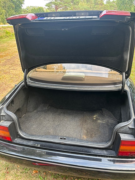 Lexus LS400 18 of 19