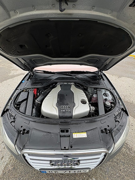 Audi A8 27 of 27