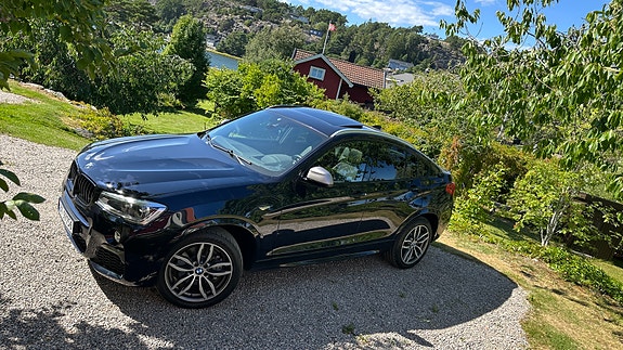BMW X4 M 2 of 22