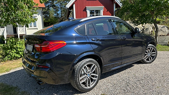 BMW X4 M 6 of 22