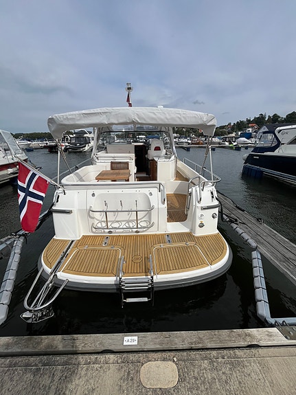 Velholdt og strøken Nimbus 31 Nova 21 of 30