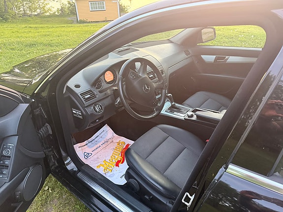 Mercedes-Benz C220 d 7 of 11