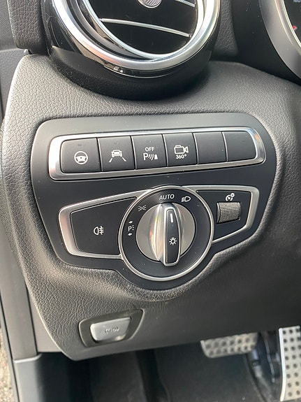 Mercedes-Benz GLC350 e 11 of 11