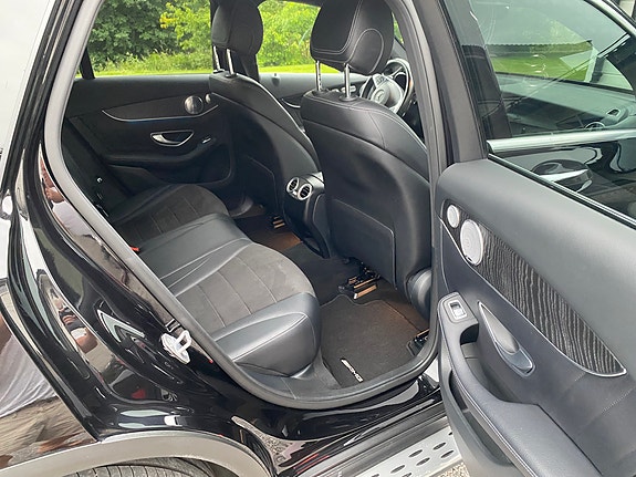 Mercedes-Benz GLC350 e 9 of 11