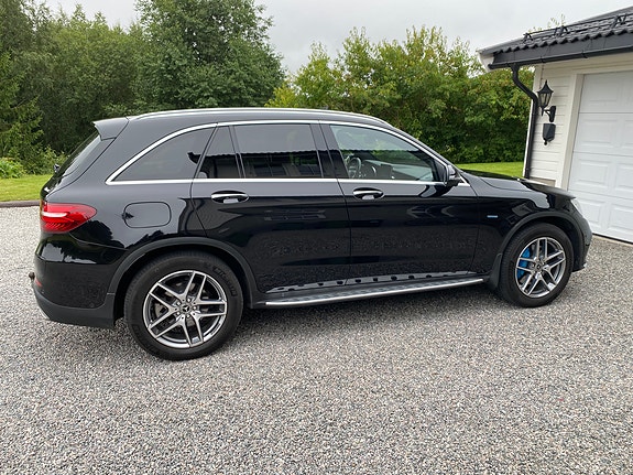Mercedes-Benz GLC350 e 6 of 11