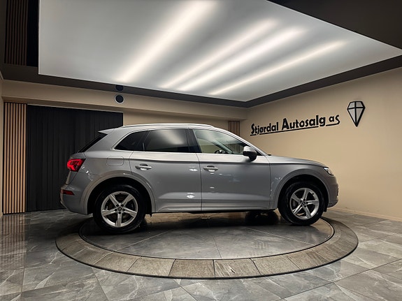 Audi Q5 6 of 30