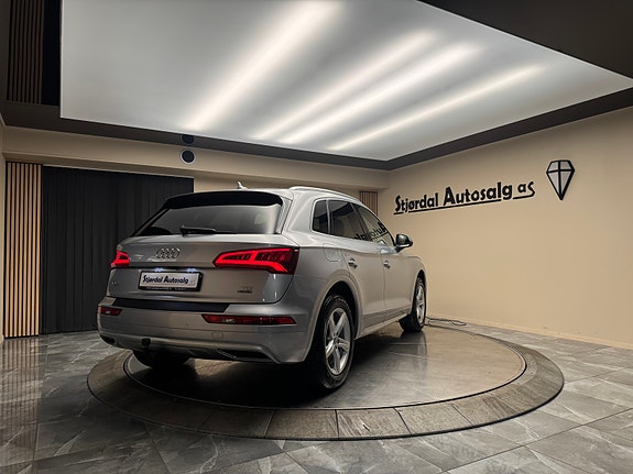 Audi Q5 5 of 30