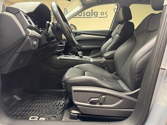 Audi Q5 12 of 30