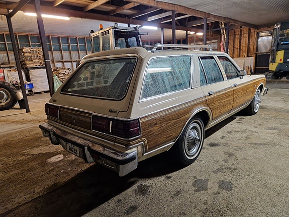 Dodge Le Baron 6 of 19