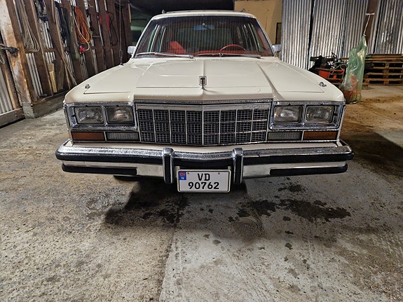 Dodge Le Baron 2 of 19
