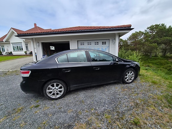Toyota Avensis 5 of 17
