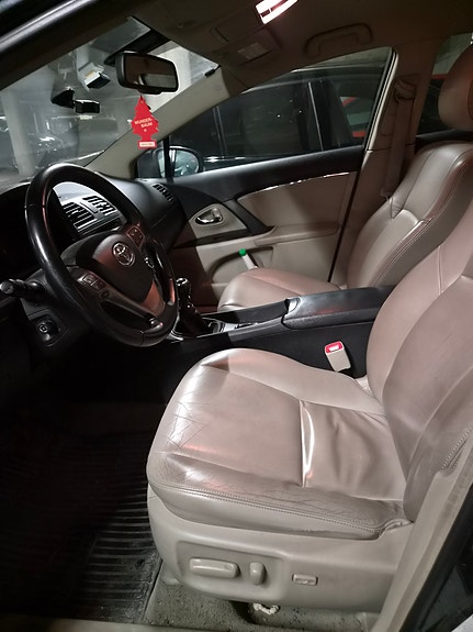 Toyota Avensis 11 of 17