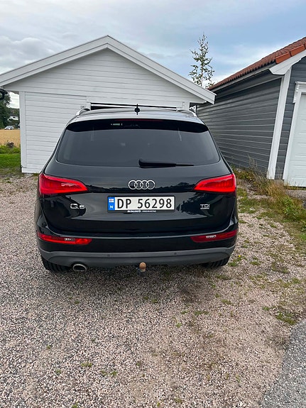 Audi Q5 2 of 16