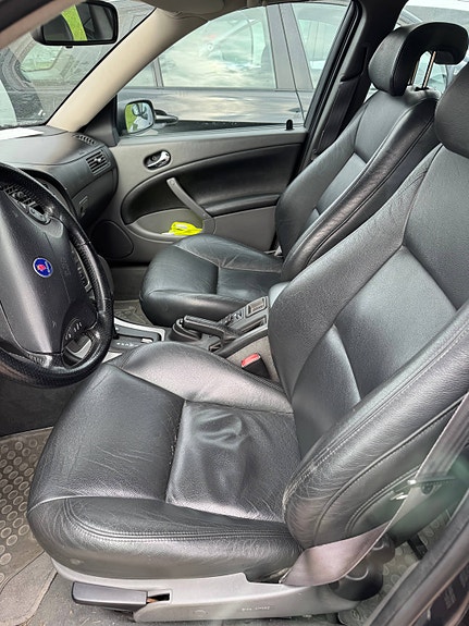 Saab 9-5 8 of 10