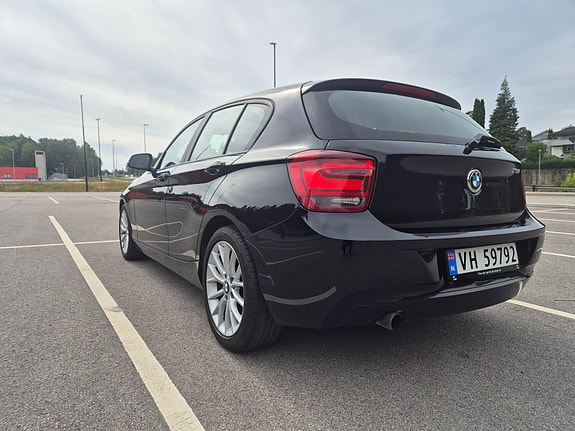 BMW 118i 5 of 5