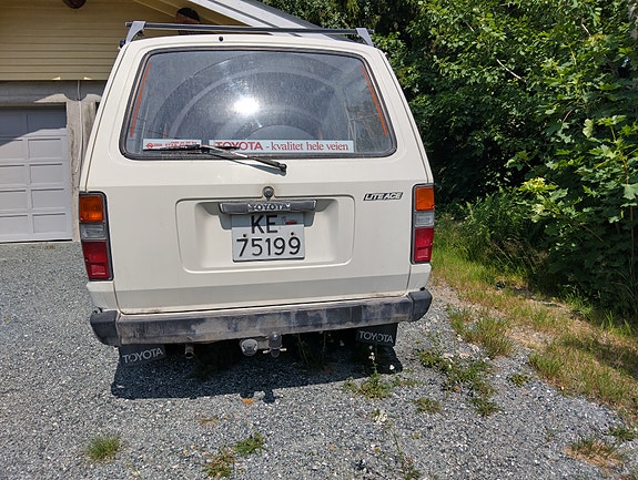 Toyota LiteAce 4 of 7