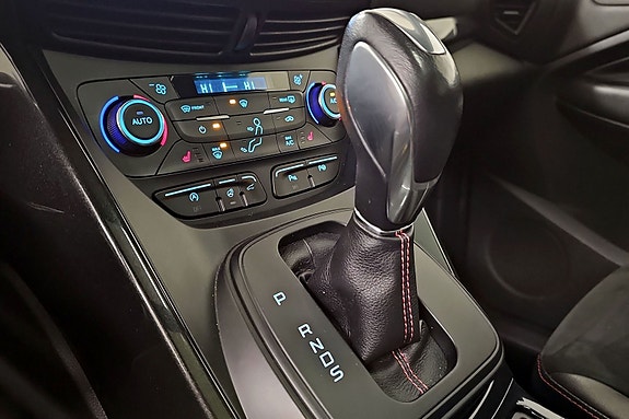 Ford Kuga 21 of 30