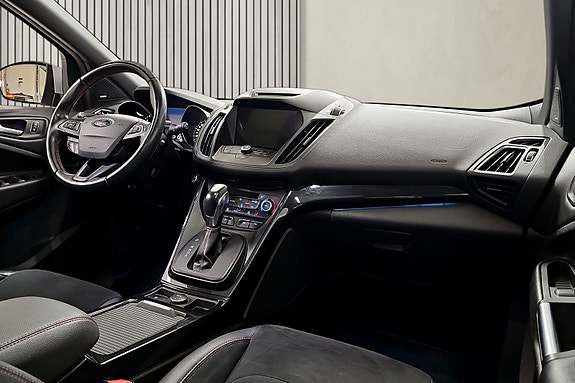 Ford Kuga 9 of 30