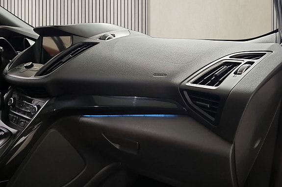 Ford Kuga 17 of 30