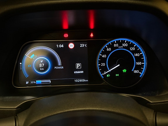 Nissan Leaf 13 of 30