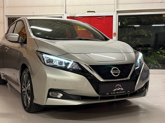 Nissan Leaf 2 of 30