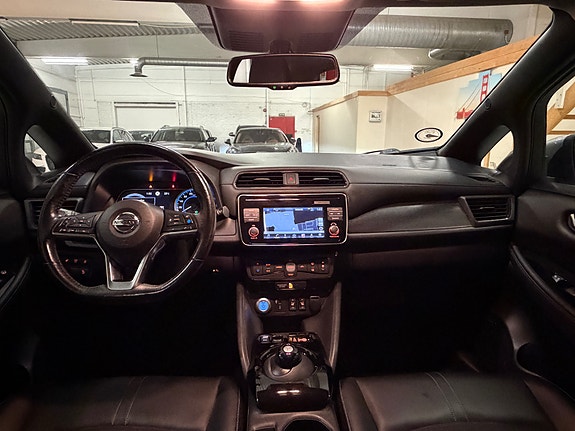 Nissan Leaf 11 of 30