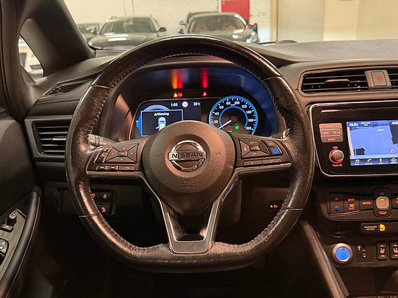 Nissan Leaf 12 of 30