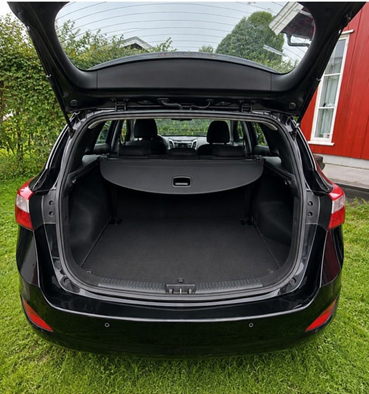 Hyundai i30 7 of 9