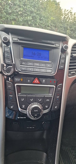 Hyundai i30 8 of 9