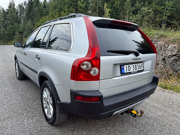 Volvo XC90 22 of 30