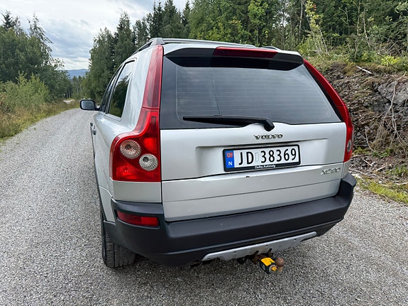 Volvo XC90 23 of 30