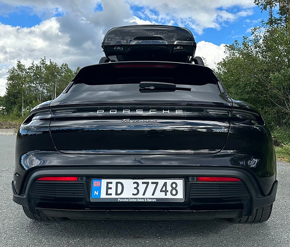 Porsche Taycan 4 10 of 30