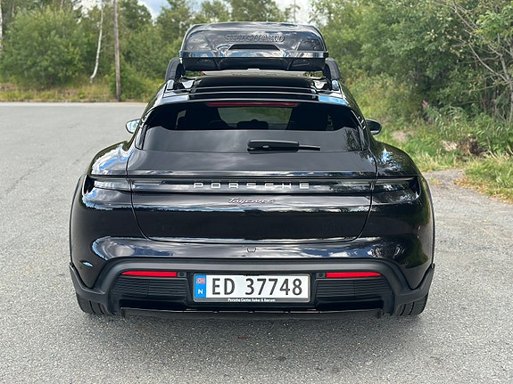 Porsche Taycan 4 9 of 30