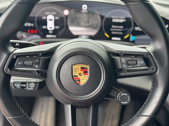 Porsche Taycan 4 21 of 30
