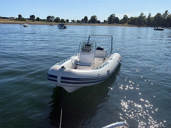 Valiant Comfort 550 med 100hk Mercury inkl henger 2 of 18