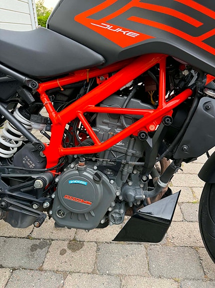 KTM 125 Duke 13 of 18
