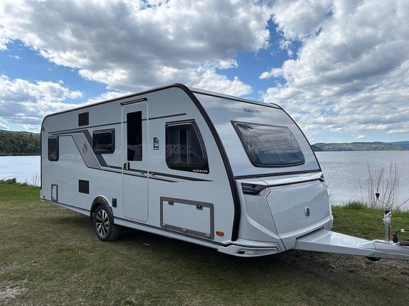 Knaus Südwind 580 QS Black Selection ALDE / STORT KJØLESKAP / 6 SOVEPLASSER / DUSJ KABINETT!