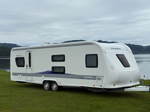 Hobby Prestige 720 UKFE ALDE / KØYER / ROMSLI / DUSJ / SKAP PLASS !!