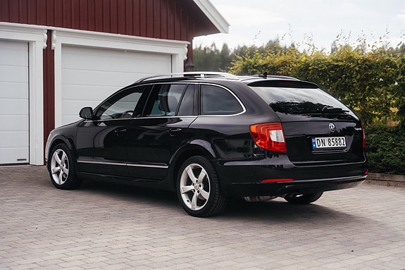 Skoda Superb 19 of 30