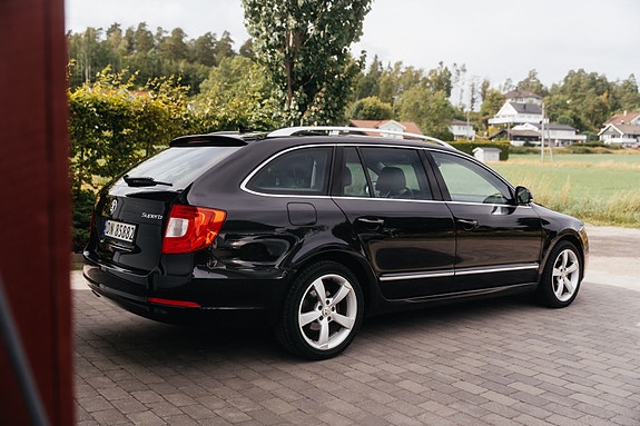 Skoda Superb 9 of 30