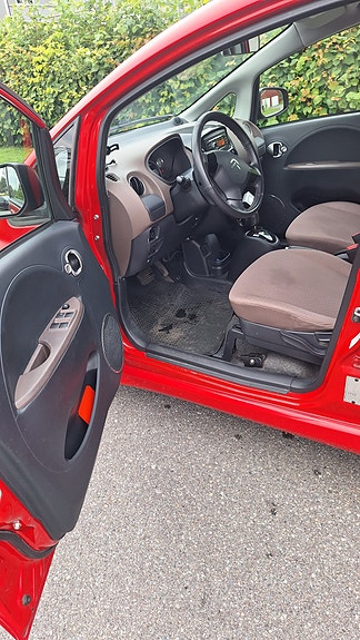 Citroen C-Zero 7 of 15