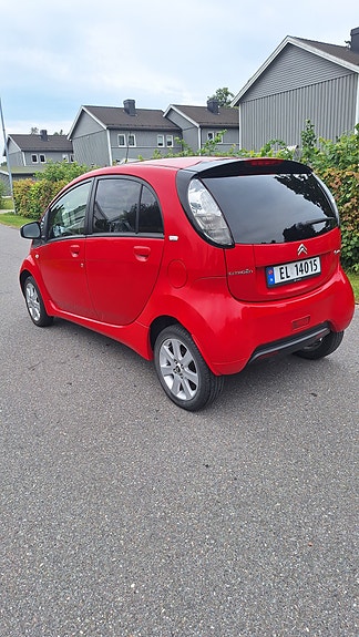Citroen C-Zero 5 of 15