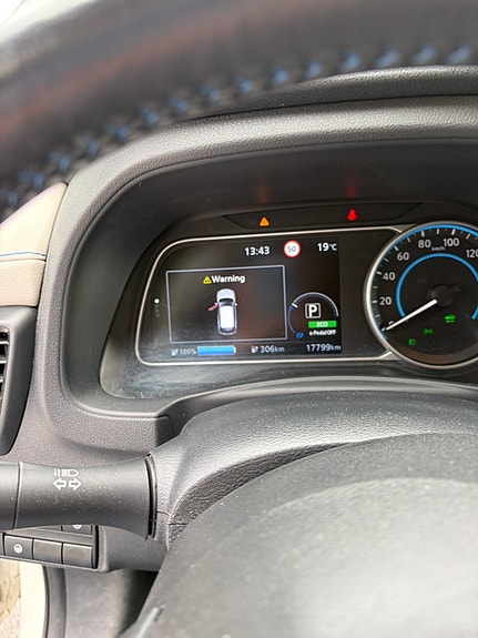 Nissan Leaf 15 of 20