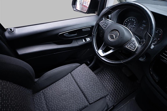Mercedes-Benz Vito 119 30 of 30